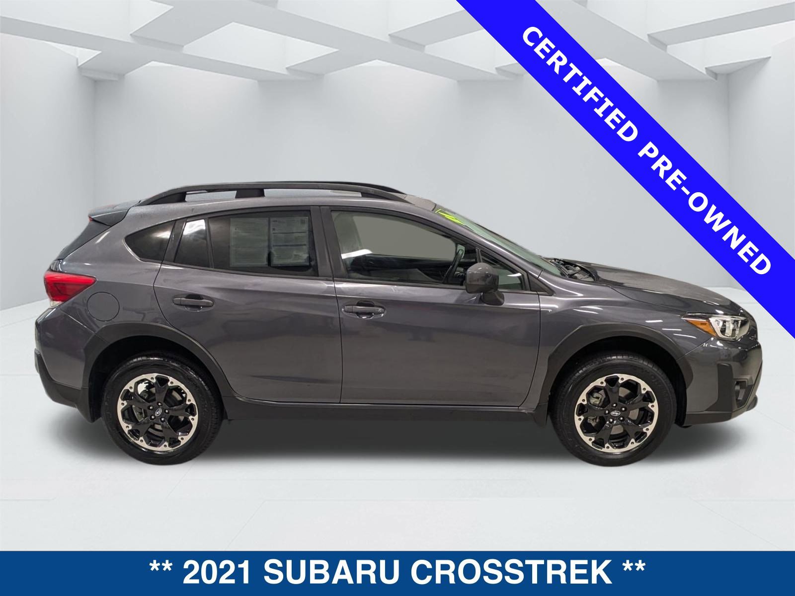 Used 2021 Subaru Crosstrek 2.0i Premium w/ Moonroof Package image 3