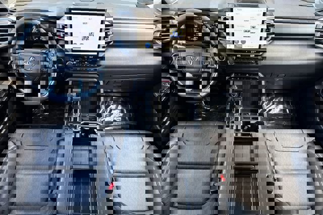 Used 2024 Toyota Tundra Limited image 15