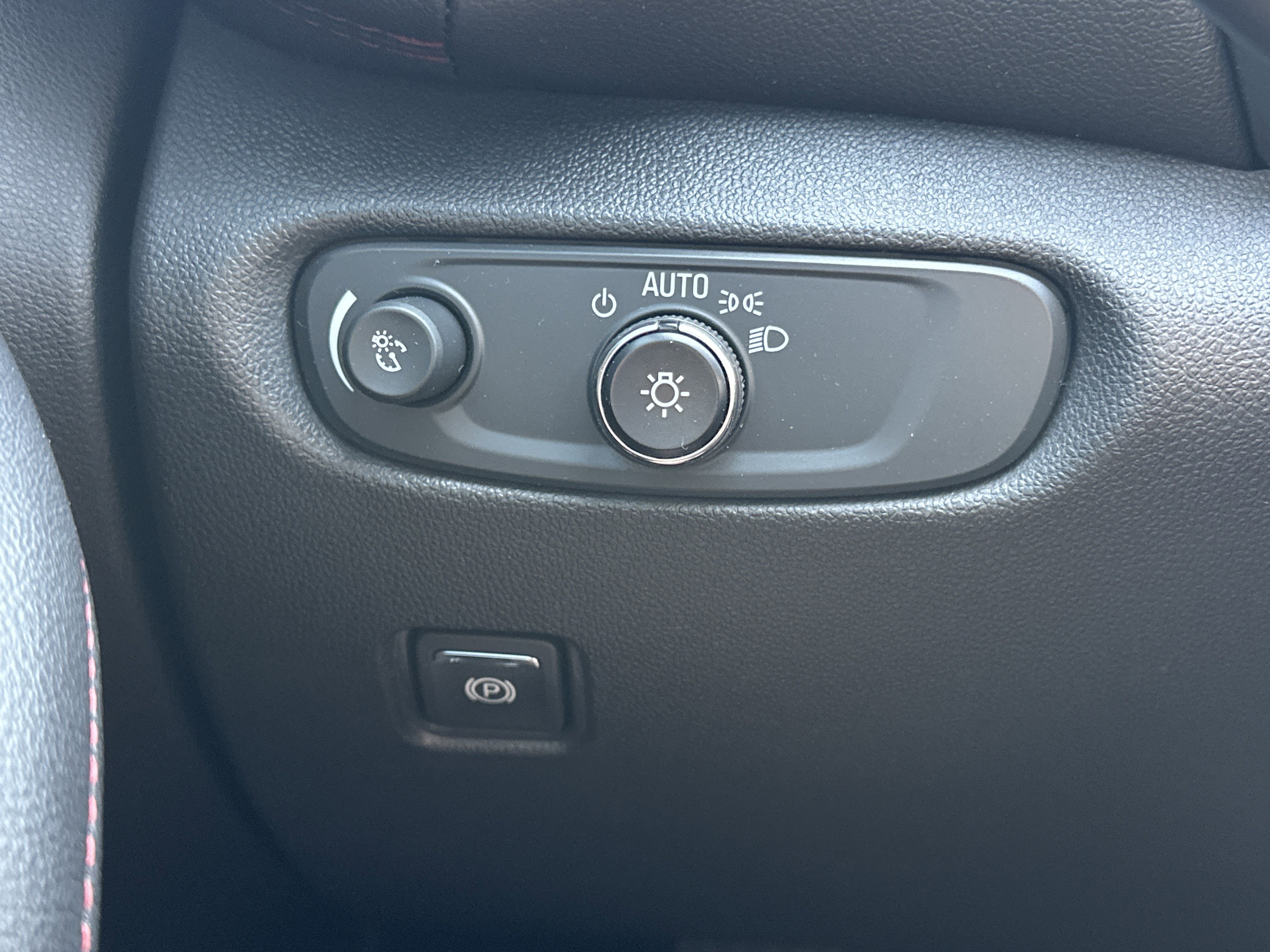 Used 2020 Chevrolet Blazer RS image 29