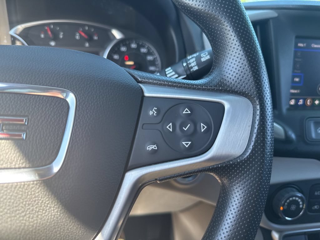 Used 2024 GMC Terrain SLE AWD/4WD image 19
