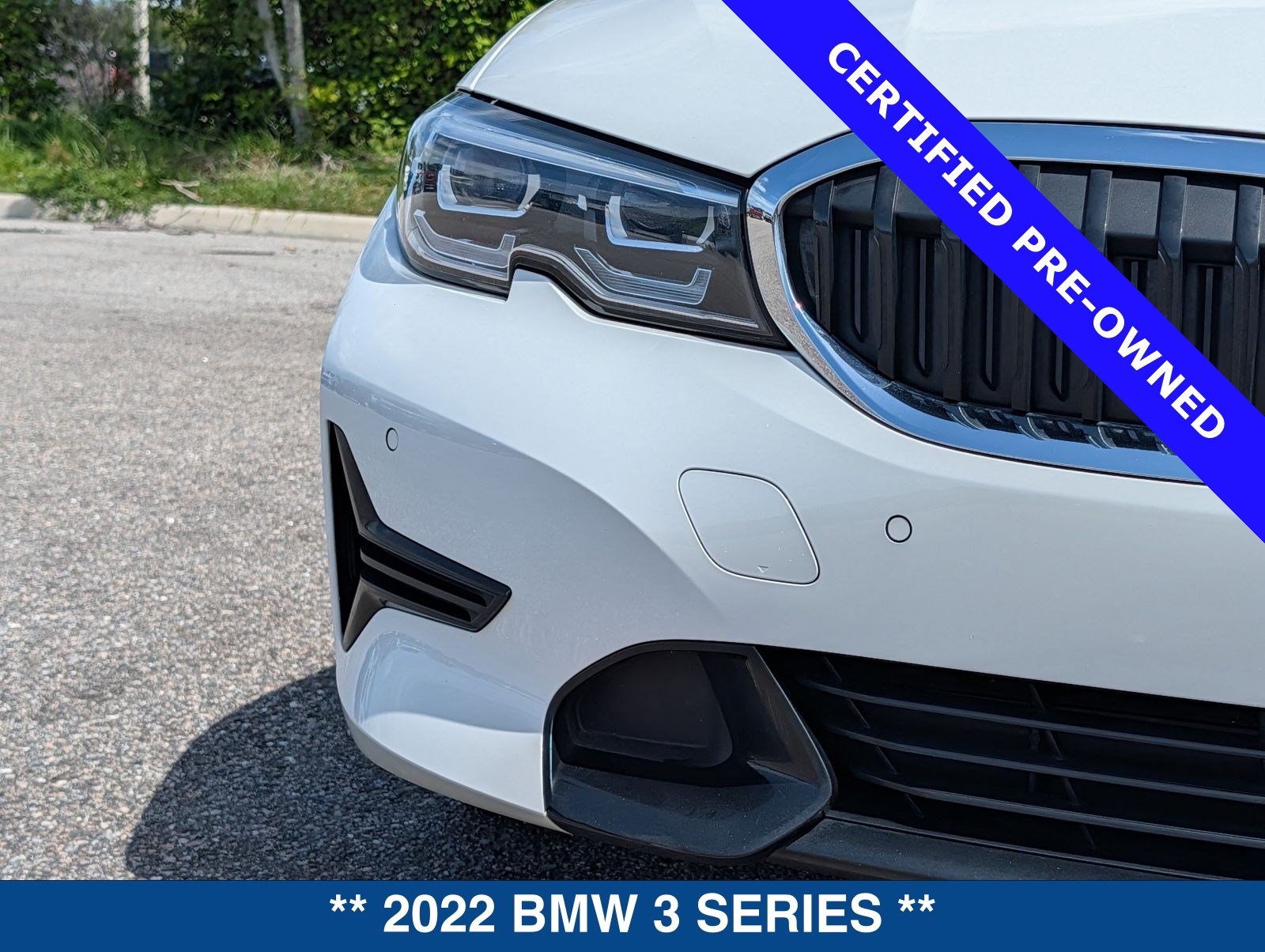 Used 2022 BMW 330e w/ Convenience Package RWD image 10