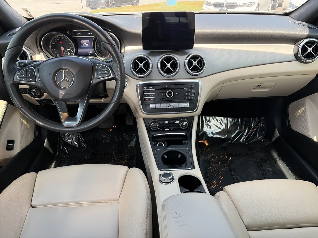 Used 2018 Mercedes-Benz GLA 250 image 2