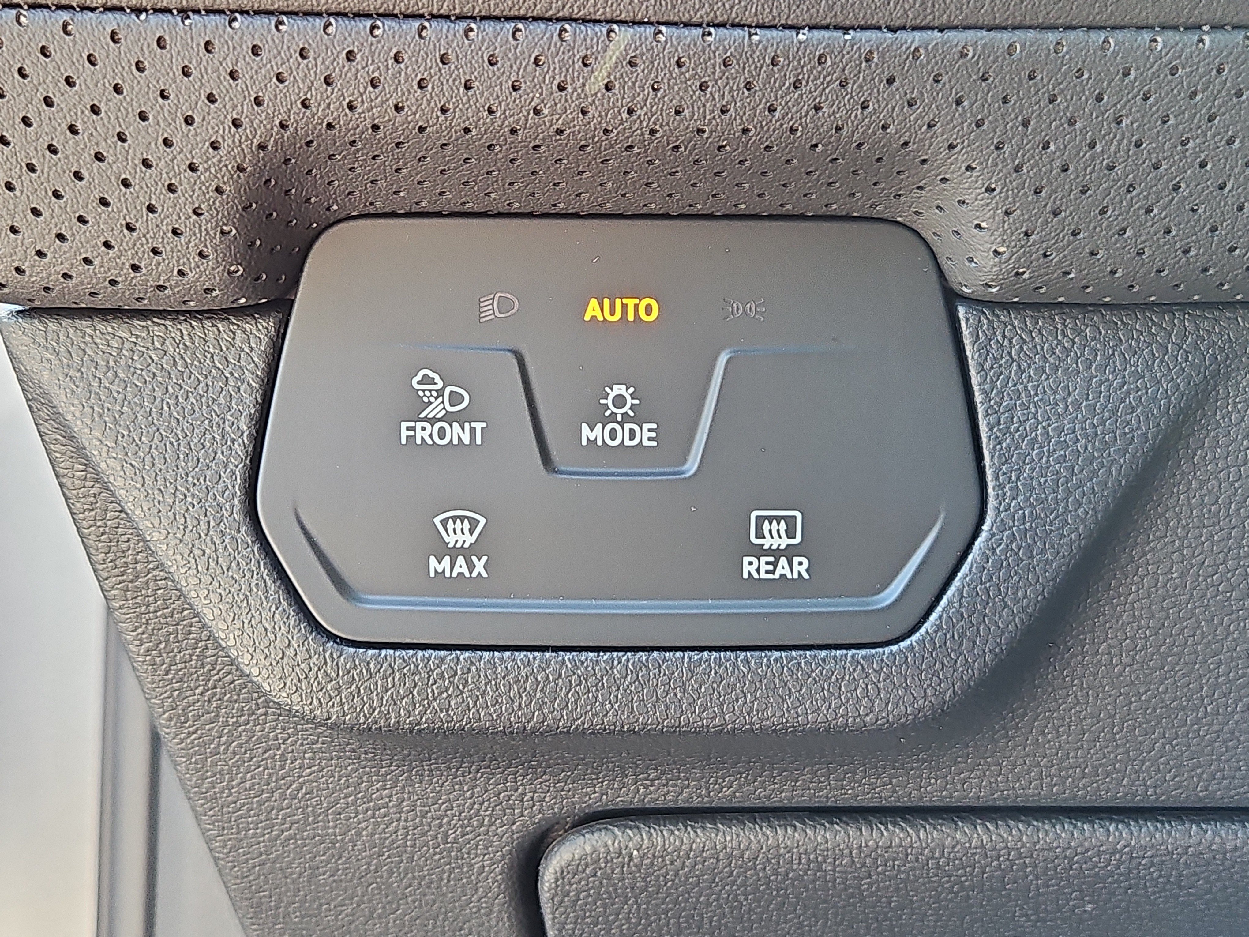 New 2026 Volkswagen Atlas SE AWD/4WD image 9