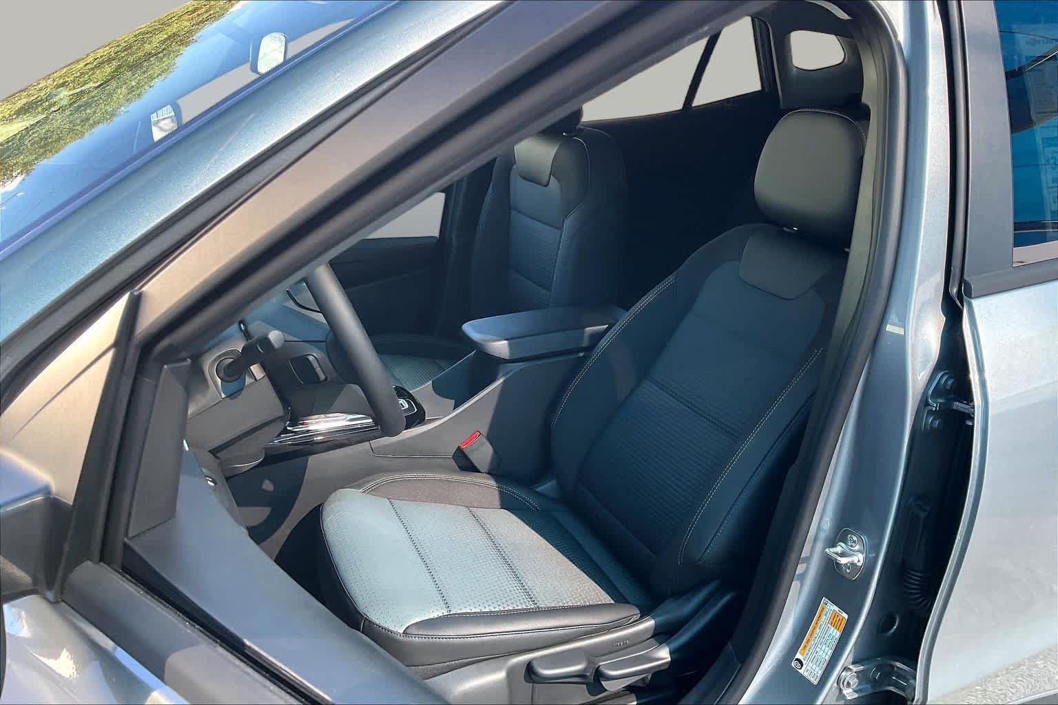 New 2026 Chevrolet Trax LT w/ Driver Confidence Package FWD image 9