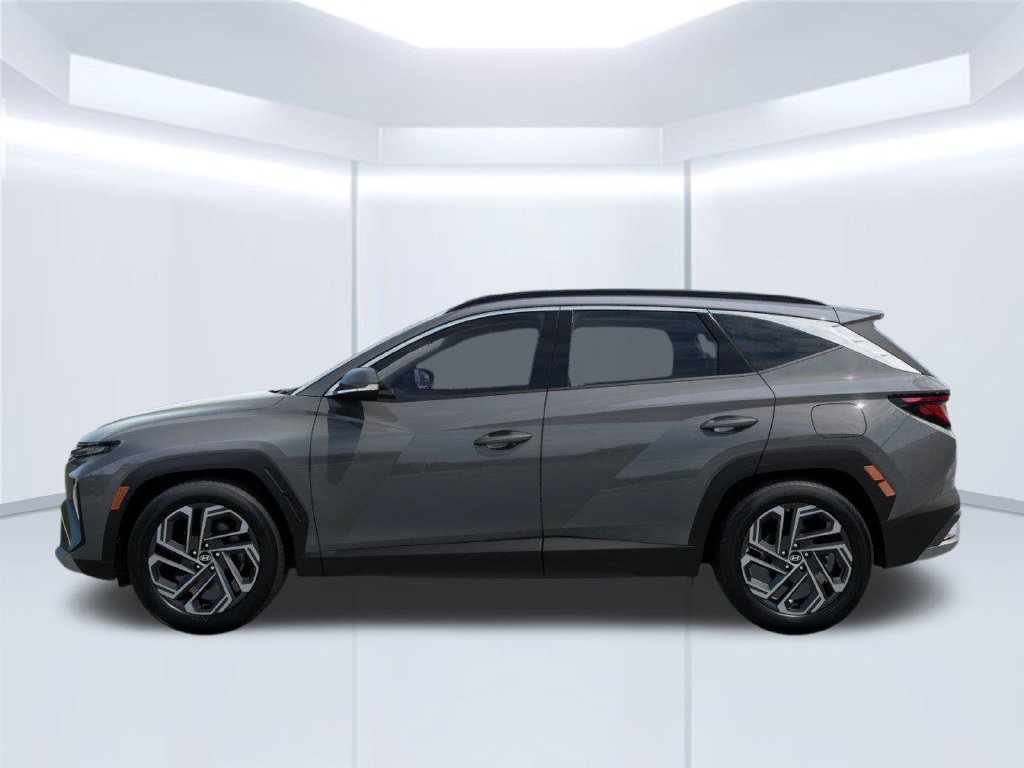 New 2026 Hyundai Tucson SEL Plus w/ Tow & Go Package FWD image 3