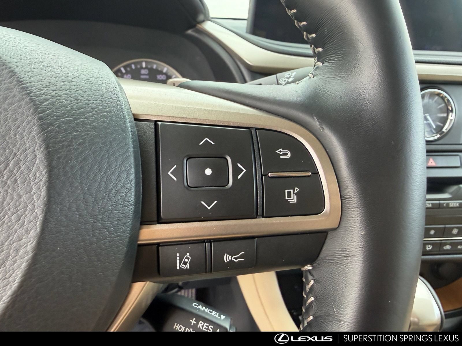 Certified 2022 Lexus RX 350L FWD w/ Premium Package image 19
