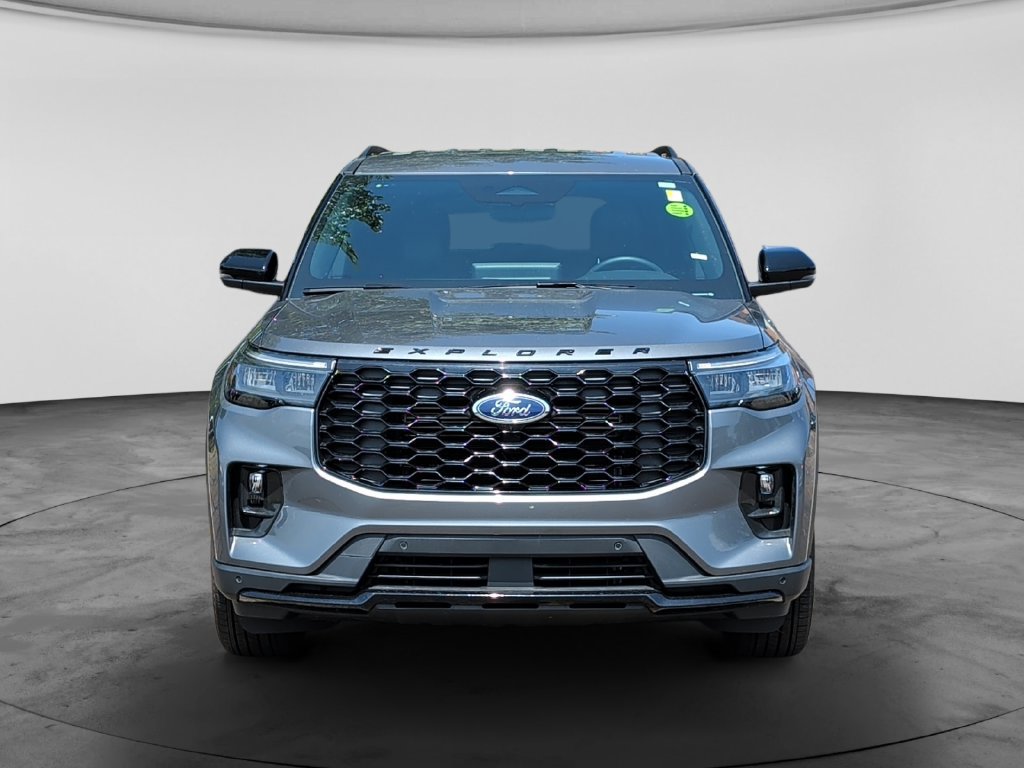 Used 2026 Ford Explorer ST-Line AWD/4WD image 2