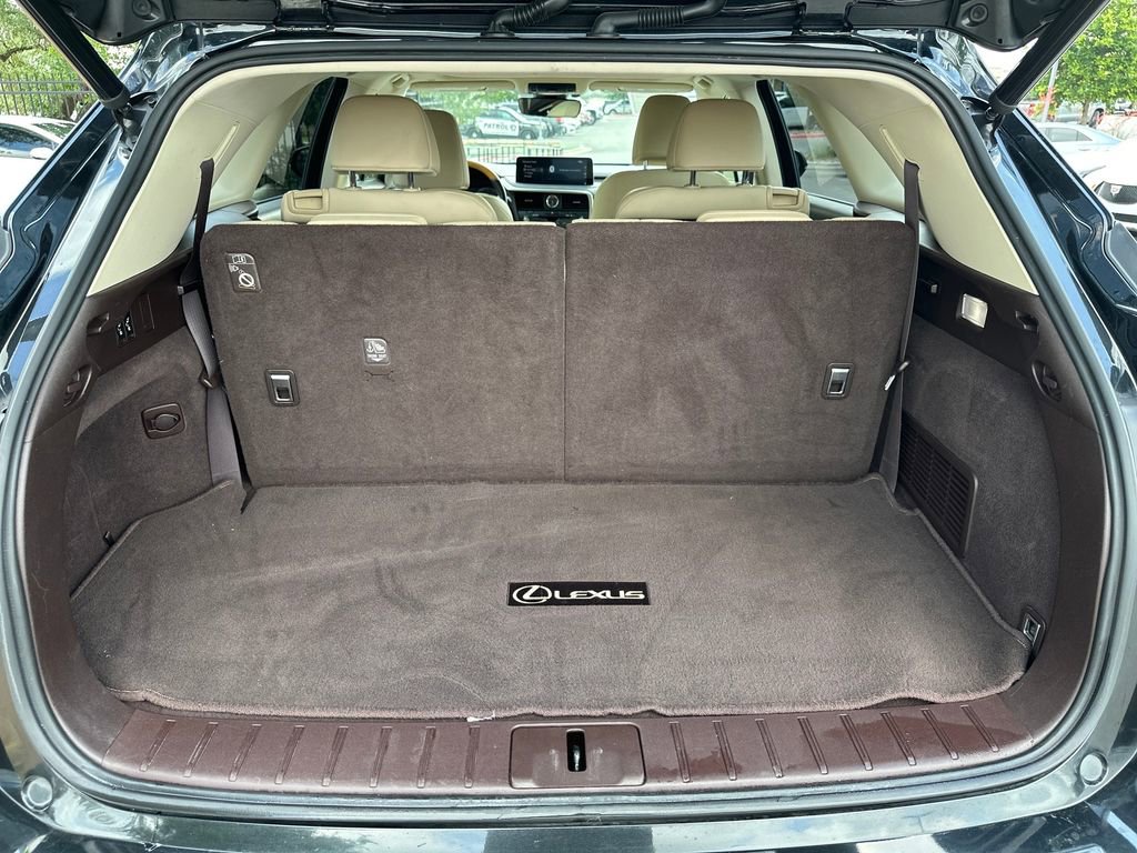 Used 2020 Lexus RX 350L FWD w/ Premium Package image 38