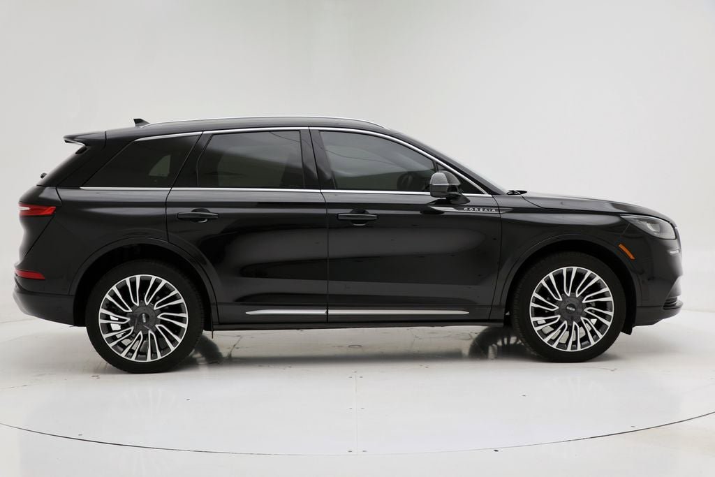 Used 2022 Lincoln Corsair Reserve w/ Sport Package AWD/4WD image 3