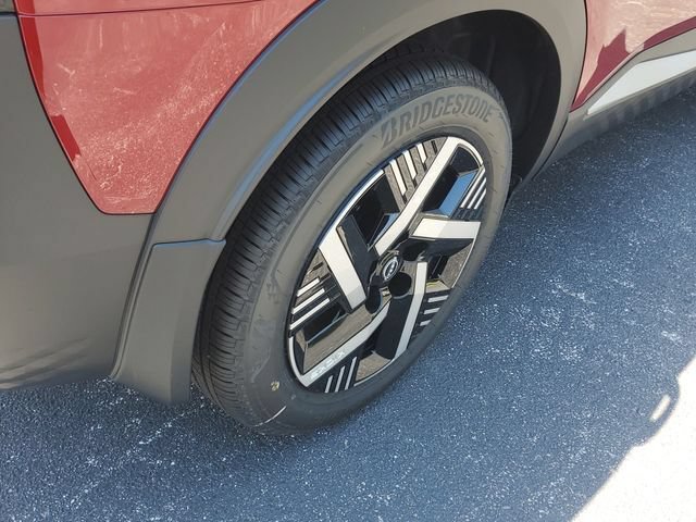 New 2026 Nissan Kicks SV w/ SV Premium Package FWD image 5