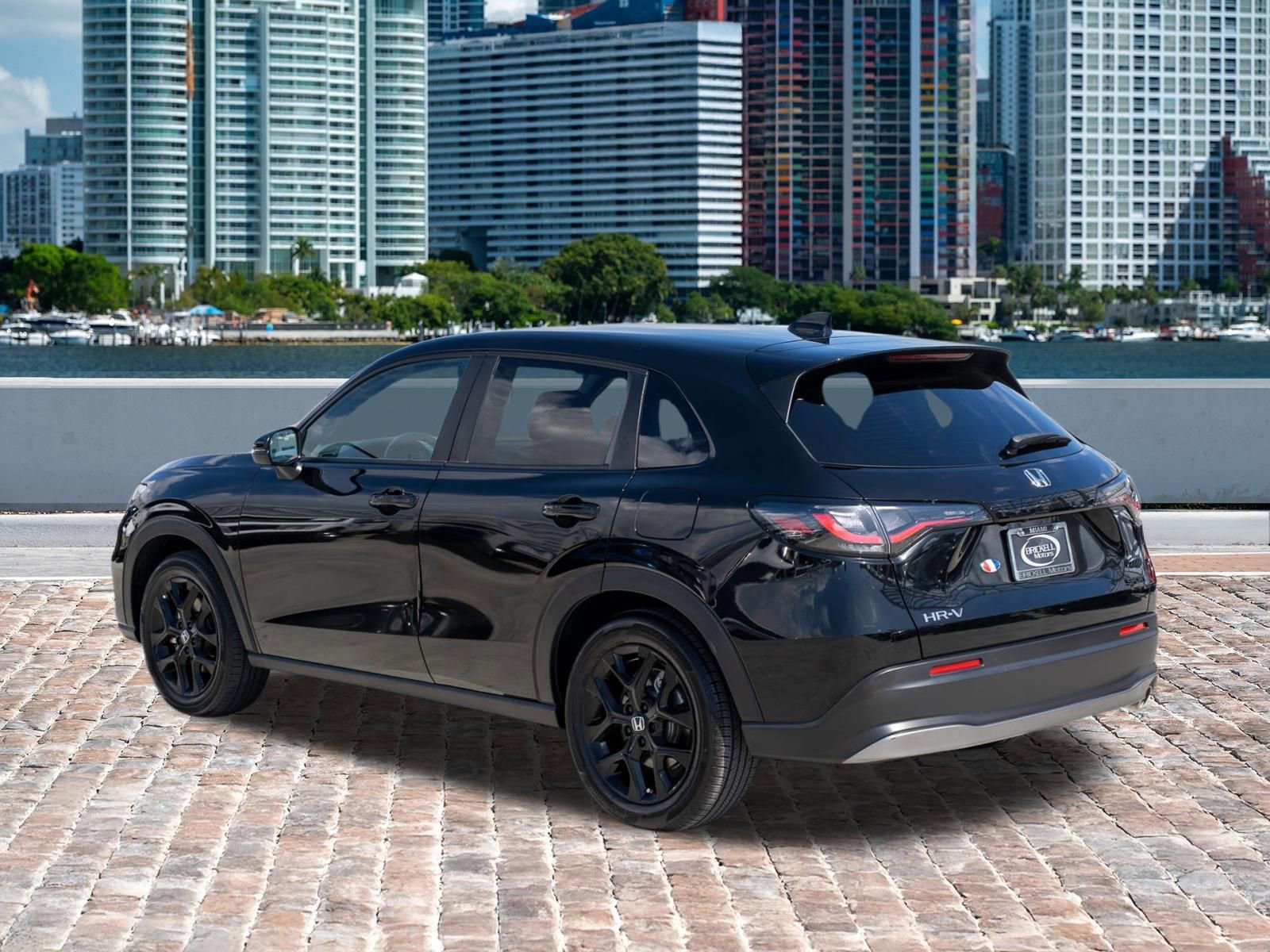 Certified 2025 Honda HR-V Sport image 8