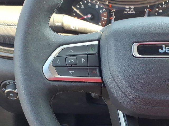 Used 2026 Jeep Compass Limited AWD/4WD image 17