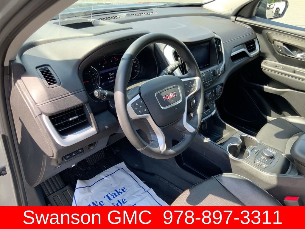 Used 2023 GMC Terrain SLT w/ Tech Package AWD/4WD image 11