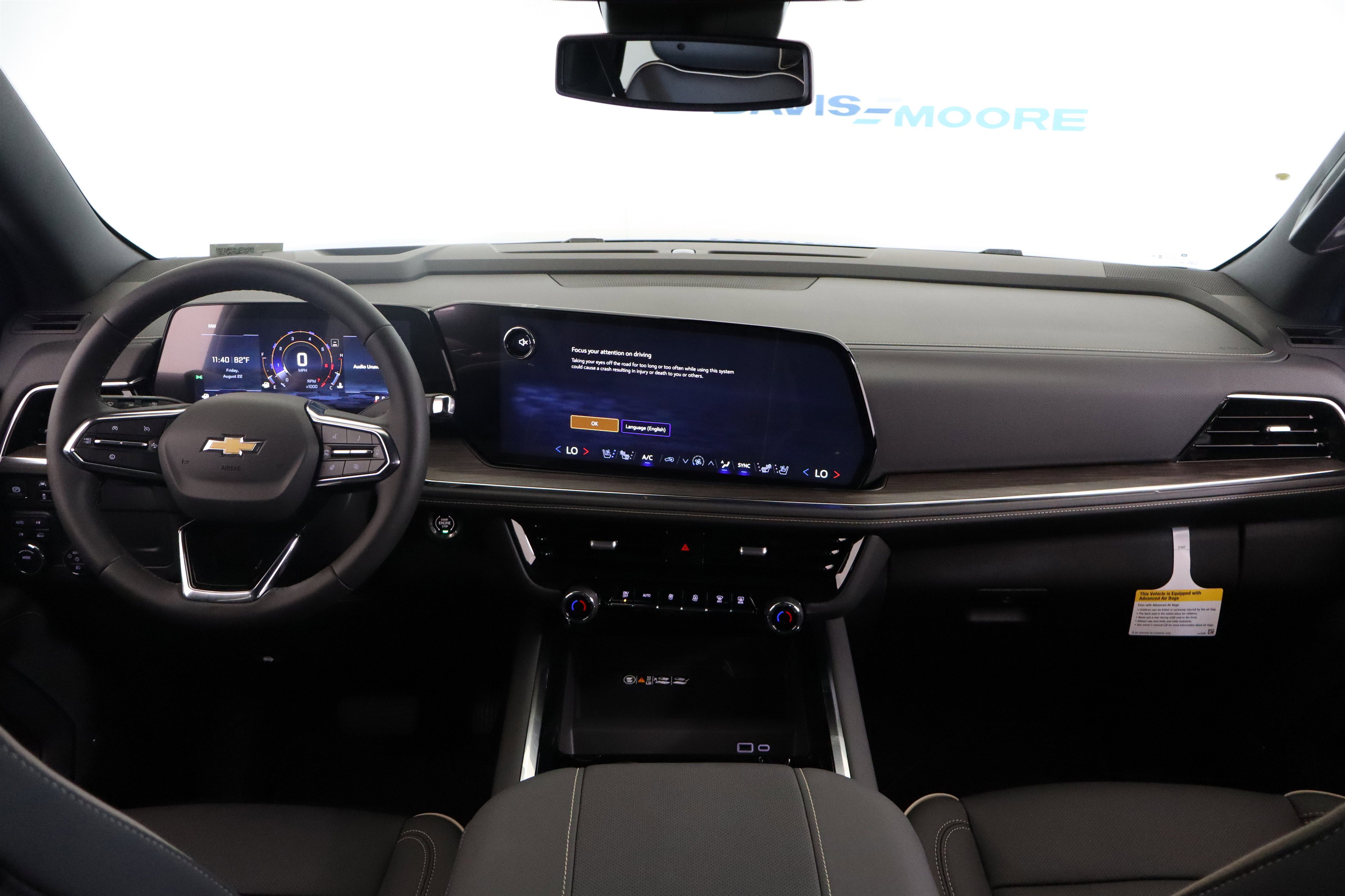 New 2025 Chevrolet Suburban Premier image 15