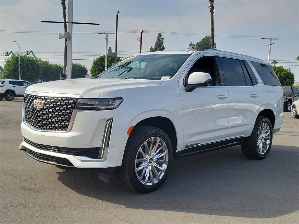 Used 2021 Cadillac Escalade Premium Luxury w/ LPO, Illumination Package image 31