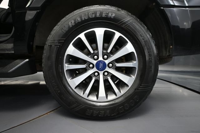 Used 2016 Ford Expedition EL XLT AWD/4WD image 12
