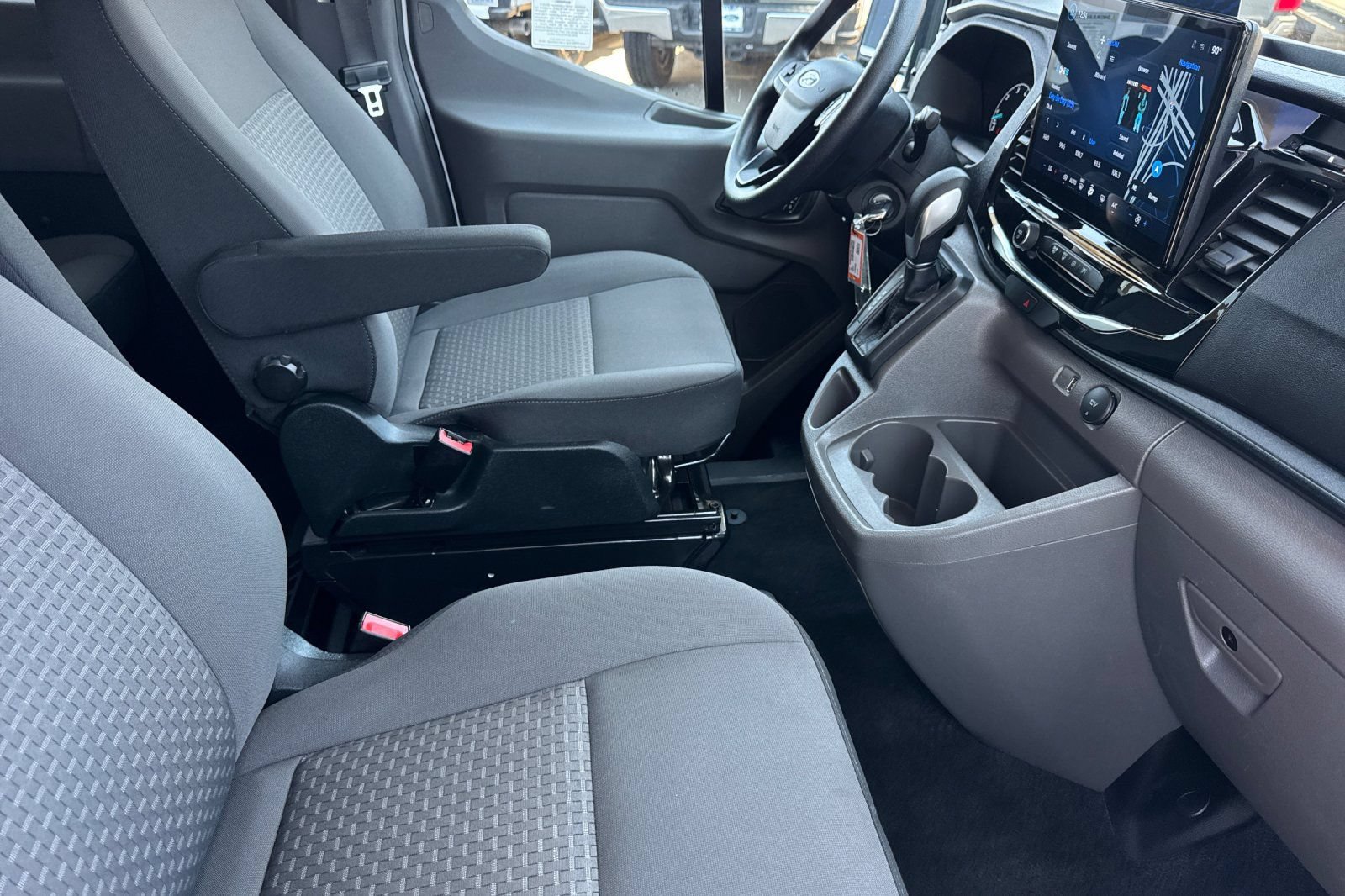 Certified 2025 Ford Transit 350 XLT RWD image 15