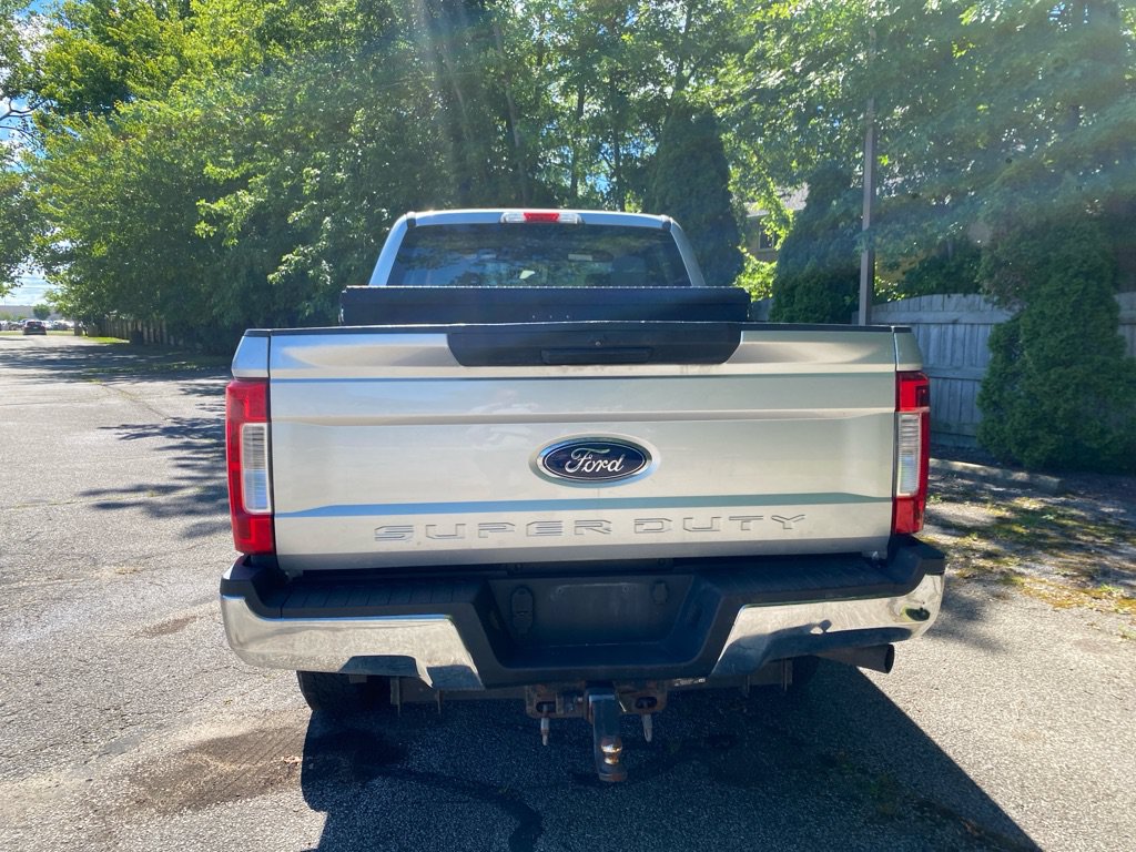 Used 2018 Ford F250 XL w/ Power Equipment Group AWD/4WD image 4