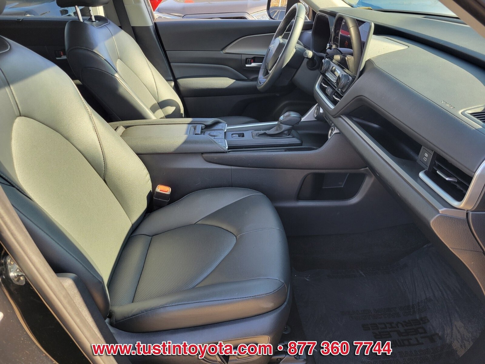 Certified 2024 Toyota Grand Highlander XLE image 17