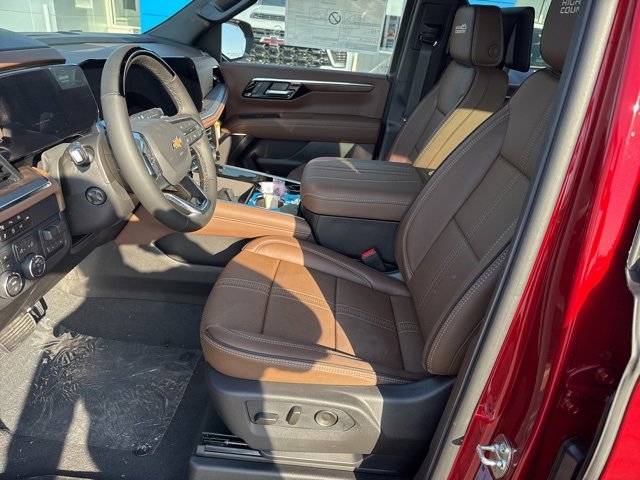 New 2026 Chevrolet Suburban High Country image 17