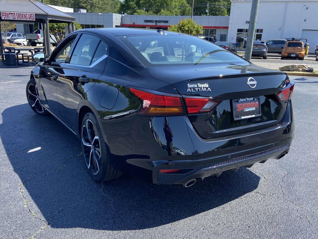 Used 2024 Nissan Altima 2.5 SR FWD image 5
