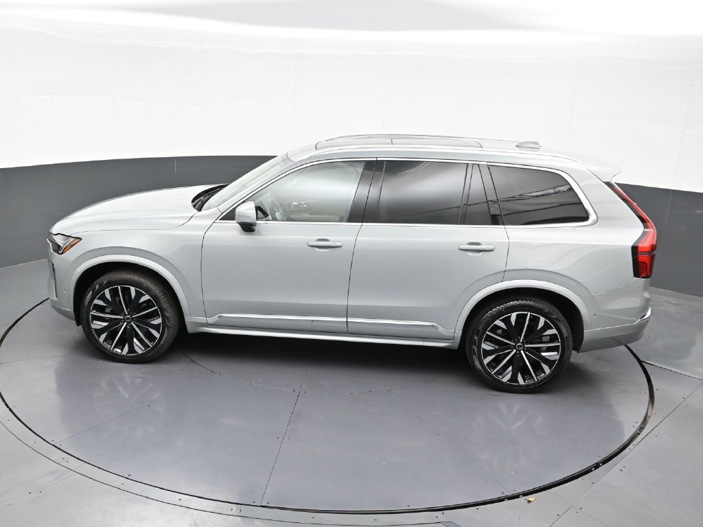Used 2026 Volvo XC90 B6 Ultra w/ Protection Package AWD/4WD image 18