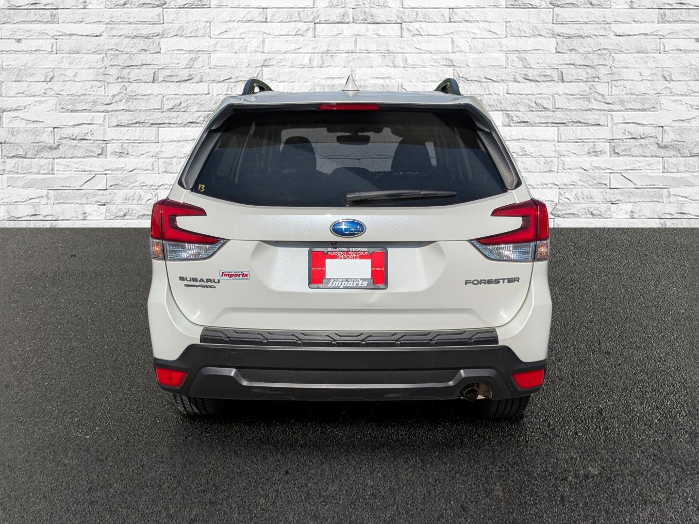 Used 2019 Subaru Forester Premium AWD/4WD image 7