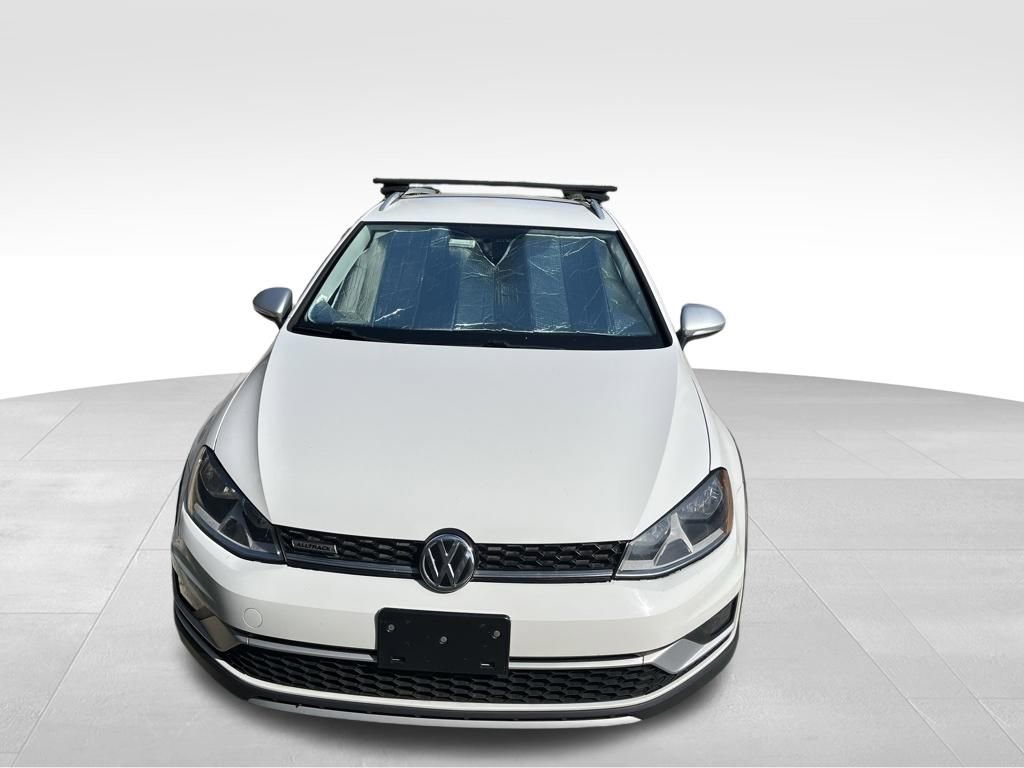 Used 2017 Volkswagen Golf Alltrack S AWD/4WD image 4