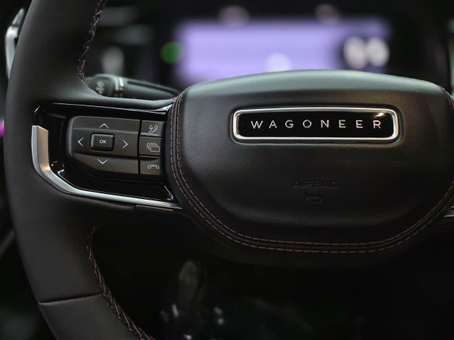 Used 2025 Jeep Wagoneer S Limited AWD/4WD image 20