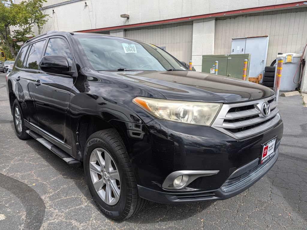 Used 2012 Toyota Highlander SE FWD image 5