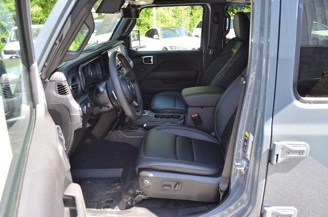 New 2025 Jeep Wrangler Unlimited Rubicon 392 image 14