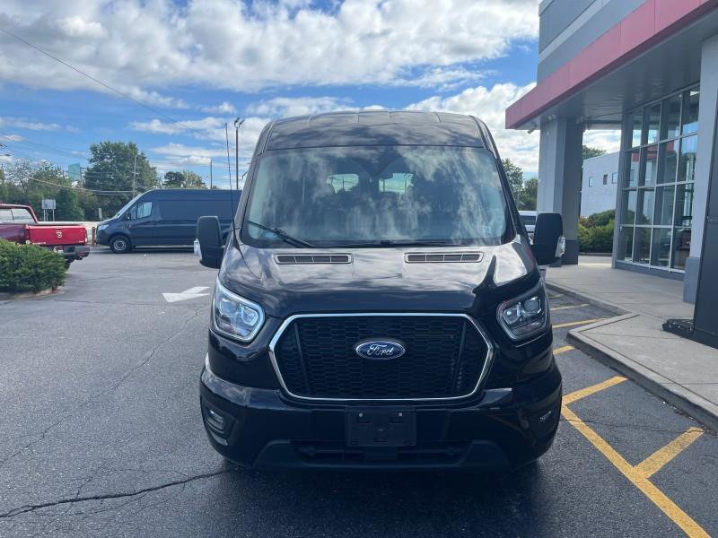 Used 2023 Ford Transit 350 XLT image 2