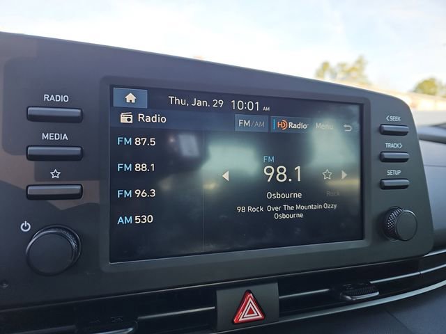 Used 2025 Hyundai Elantra Sport image 22