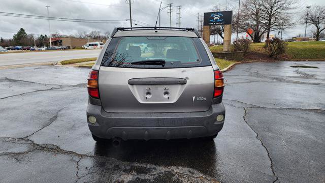 Used 2004 Pontiac Vibe w/ Moon And Tunes Value Package image 8