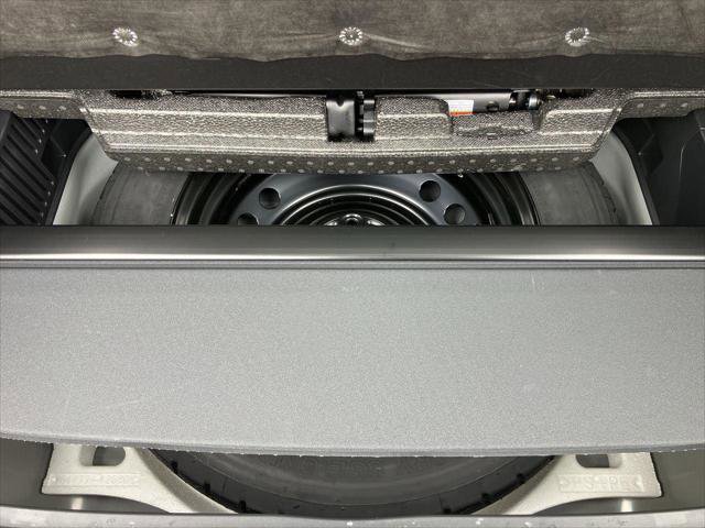 Certified 2024 Toyota Venza Limited image 32