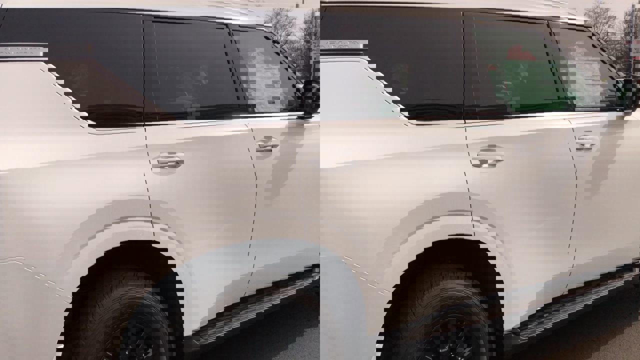 New 2026 Nissan Armada SV image 8