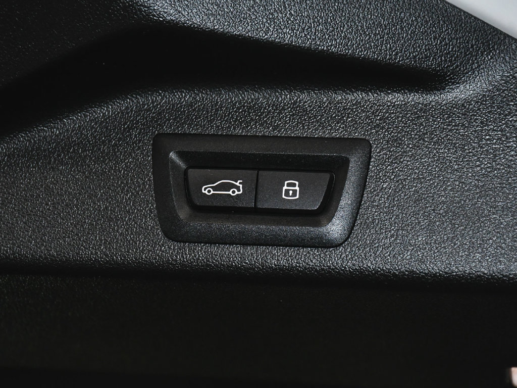 Used 2025 BMW X5 M60i w/ Executive Package AWD/4WD image 69