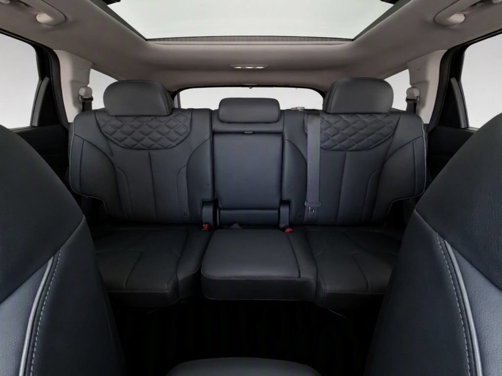 Used 2023 Hyundai Santa Fe Limited AWD/4WD image 32