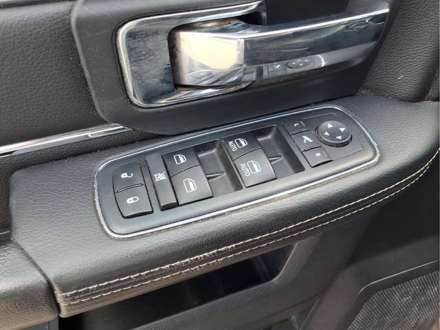 Used 2018 RAM 1500 Laramie AWD/4WD image 16