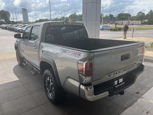 Used 2020 Toyota Tacoma TRD Off-Road AWD/4WD image 18