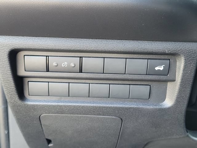 Used 2025 Mitsubishi Outlander SE FWD image 22