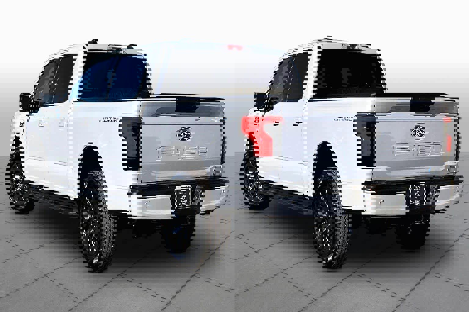 Used 2025 Ford F150 Lightning Flash image 17