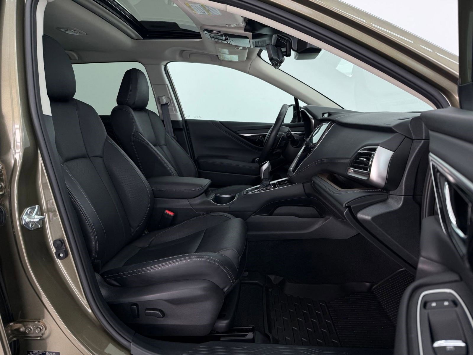 Used 2023 Subaru Outback Touring XT image 24