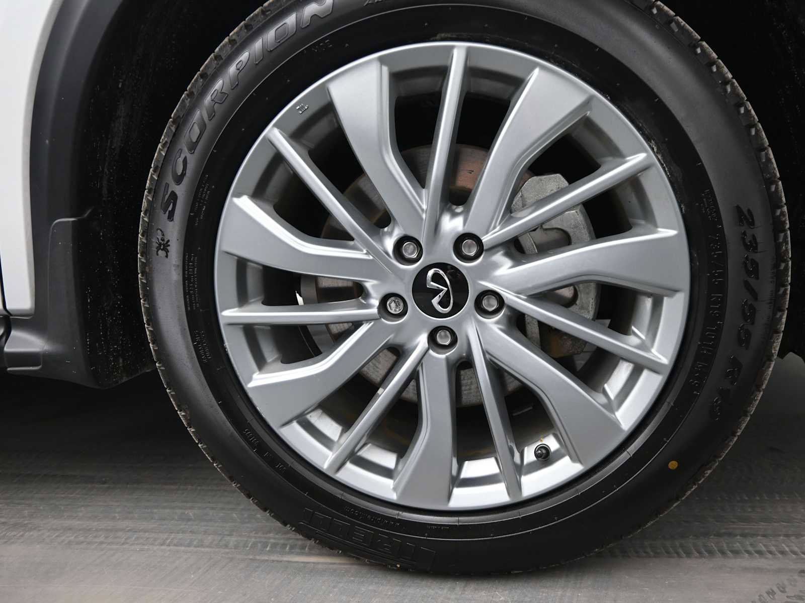 Used 2023 INFINITI QX50 Luxe image 8