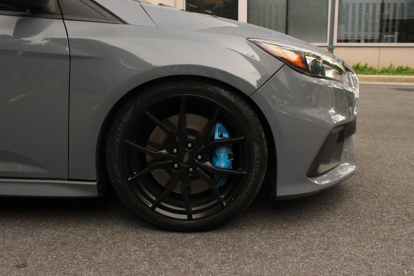 Used 2017 Ford Focus RS AWD/4WD image 4