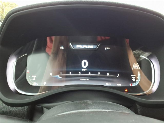 New 2026 RAM 1500 4x4 Crew Cab image 14