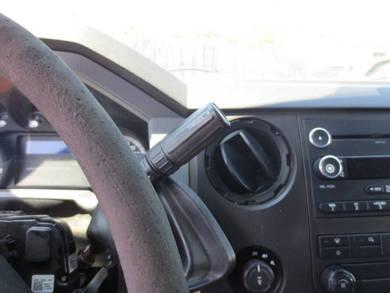 Used 2016 Ford F250 XL w/ Power Equipment Group image 9