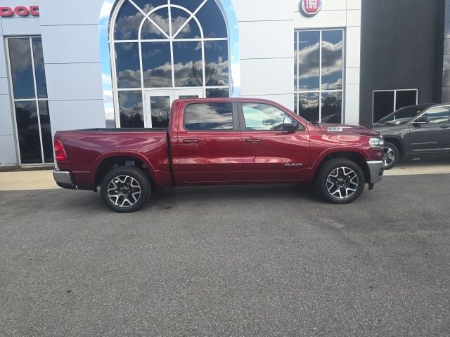 Certified 2025 RAM 1500 Laramie AWD/4WD image 7