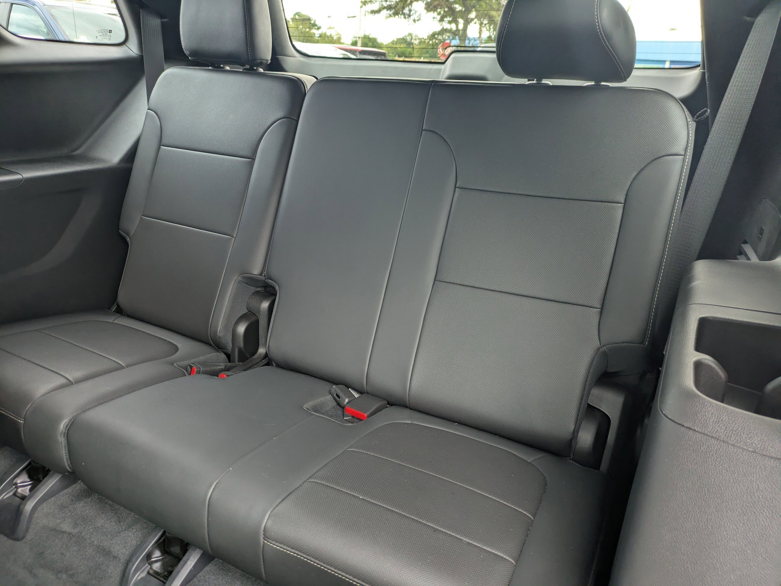 Used 2022 Chevrolet Traverse Premier w/ LPO, Floor Liner Package image 15