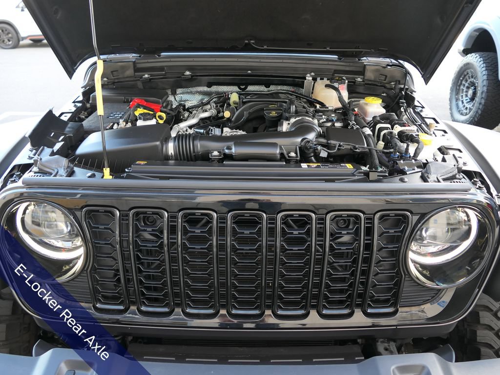 Used 2024 Jeep Wrangler Unlimited Sport AWD/4WD image 29